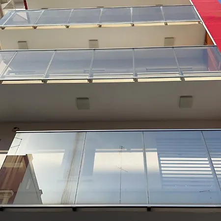 Central Modern Studio *