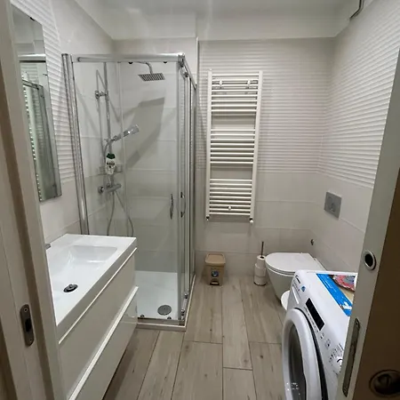 Central Modern Studio Appartamento *